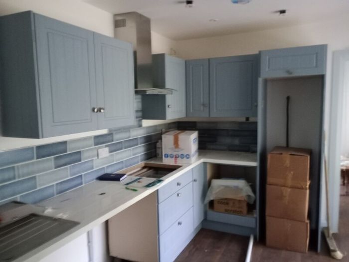 Tiler, bathroom fitters, kitchen fitters, handyman