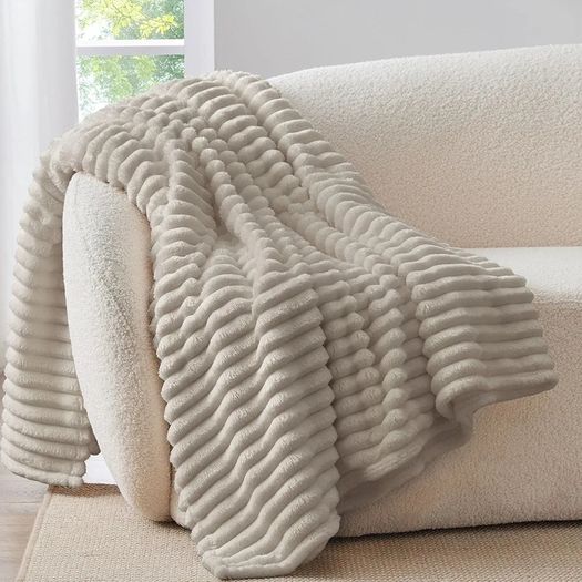 Fluffy Fleece Twin Blanket - Beige Couch Throw Soft Cosy Warm Blankets for Double Bed, Gifts for Women