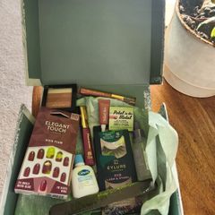 Beauty and make up gift box