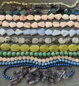 Gemstone beads strands