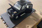 London Taxi - Diecast metal Model car. 1:18