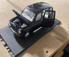 London Taxi - Diecast metal Model car. 1:18