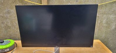 LG Monitor 27"