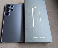 Samsung Galaxy S25 Ultra 512gb with Samsung invoice