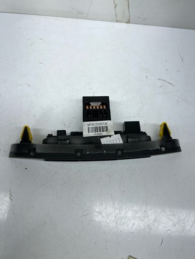 Hyundai IX35 2015 Hazard Light Switch Panel 84740-2S350TJN A2l6b5s