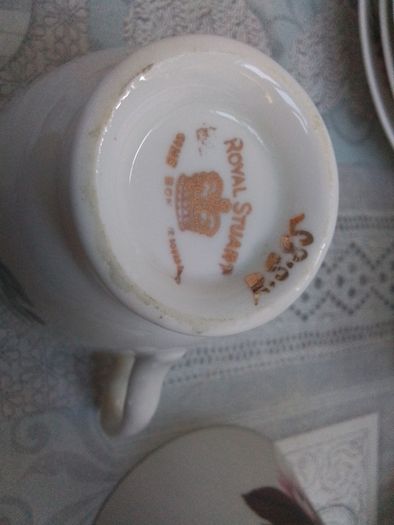 Royal Stuart 21 Piece China Teaset