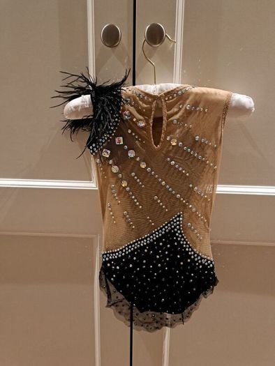 Rhythmic gymnastics competition leotard -- black -- new