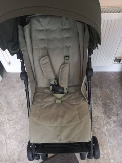 Mama's a papa's baby's buggie no rain covers.