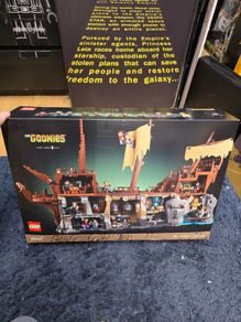 Lego the goonies 21363