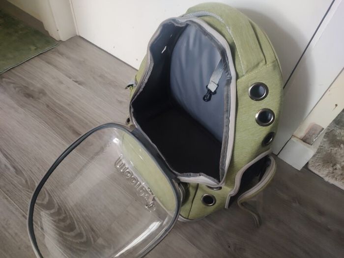 pet carrier backpack