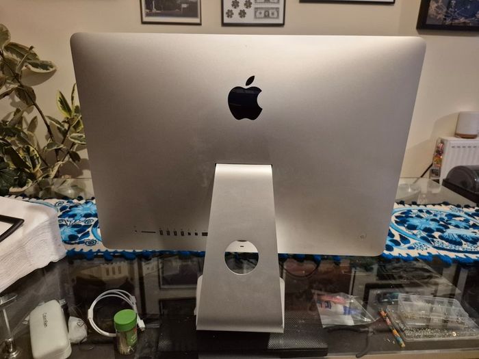 iMac 21.5-inch (Late 2013)