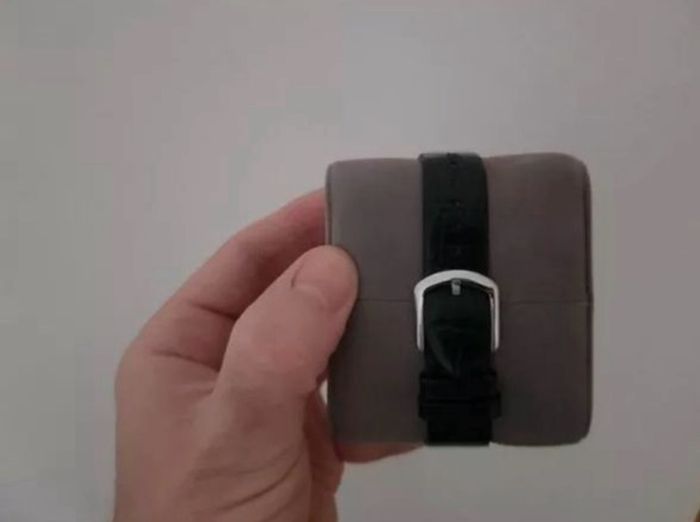 Extremely Rare - Fendi Clasico Men's Dress Watch