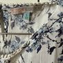 He loves me, he loves me not women ladies sleeveless shirt, tank top, mint condition, like new Image 2