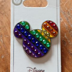 Disney pin Mickey mouse Pride