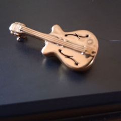 Rare Gold Guitar Brooch by Georg Jensen 9ct hm