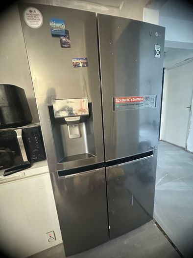 LG American style fridge freezer