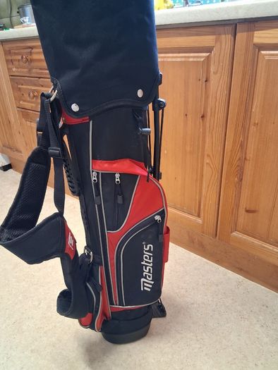 Golf clubs.Set Of Wilson Right Handed Golf Clubs For A 12 To 14 Year Old. Collect In Dublin Or Receive Via Post.