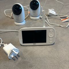 Dreo Baby monitor with 2 cameras