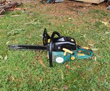 petrol chainsaw