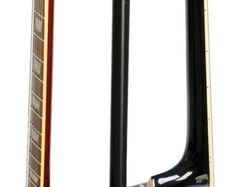 guitar stand for to guitars . Support two guitars adjusted height