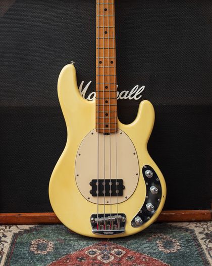 Ernie Ball Musicman StingRay Stingray 2000 - Olympic White