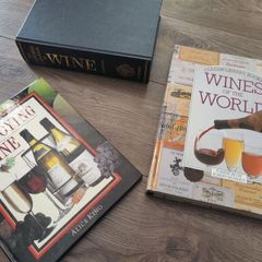 For Vine connoisseur or future sommelier