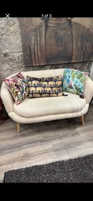 sofa cream