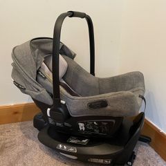 Bugaboo Turtle Air Car Seat + Bugaboo 360 Base by Nuna