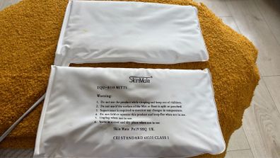 SkinMate Electric Heated manicure Mitts fully working