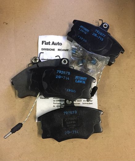 Front Brake Pads (Lancia Delta 4WD)