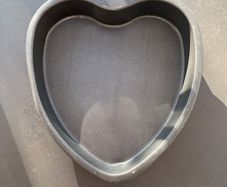 Heart Shaped Cake Tin - Non-Stick