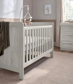 Mamas & Papas Atlas 2 in 1 Convertible Cot bed Toddler Bed