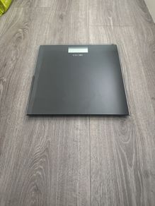 Electronic weighing scale