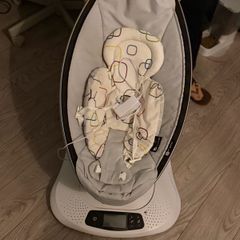 Mamaroo Swing 4moms