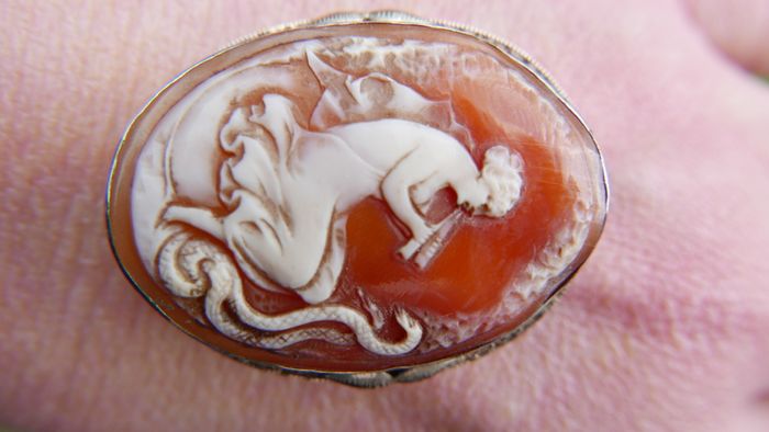 Vintage Most Rare 1890's Antique 14k Gold Shell Cameo Pin Brooch 4cm X 3cm