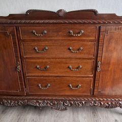 sideboard