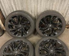 Range Rover 20'' Black Wheels