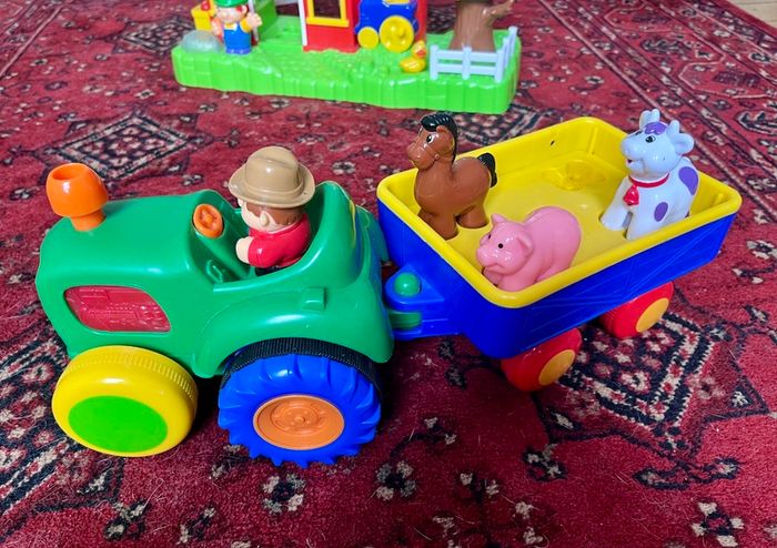 Big Steps Old MacDonald Farm and Tractor playset. For age: 12 months+