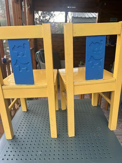 Children's seats