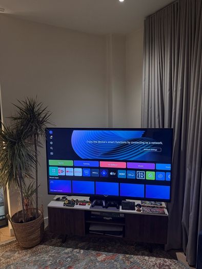 LG 65 QNED Smart TV Excellent Condition