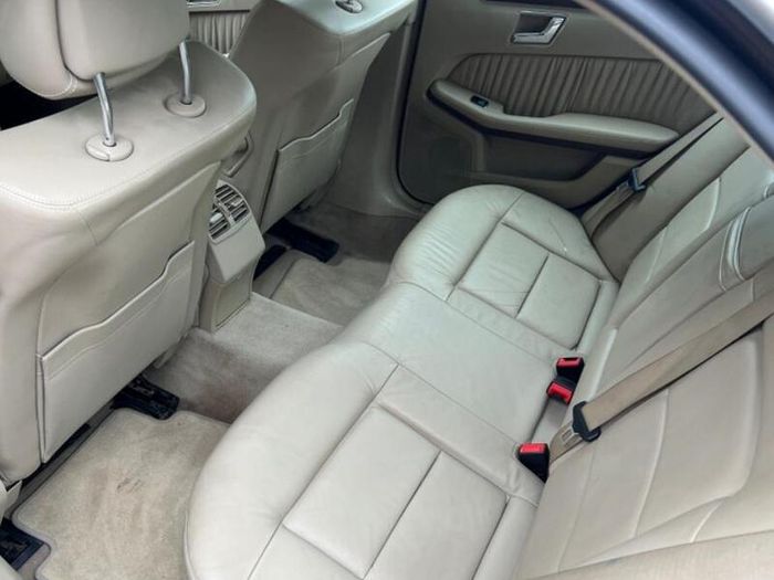 2010 Mercedes-Benz E-Class