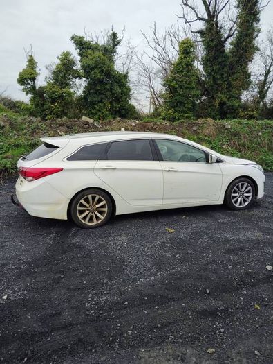 Breaking Hyundai i40 2012 1.7 diesel