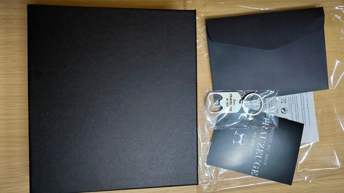 Groomsman Gift Set: Hip Flask, Cups & Funnel (Willst Du Mein Trauzeuge Sein?)