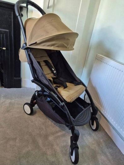 Super light Babyzen YoYo2 stroller