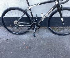 Felt Z5 full carbon road bike for sale
