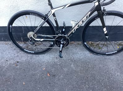 Felt Z5 full carbon road bike for sale