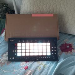 Ableton Move