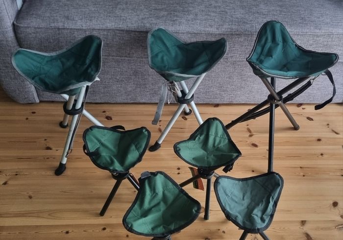 Camping fold up chairs x 7