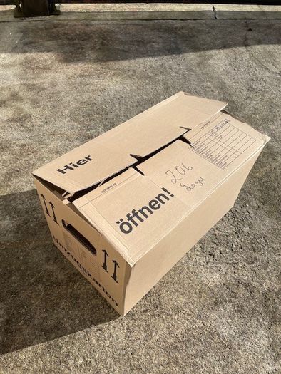 High quality Moving Boxes small amd large, used only one time