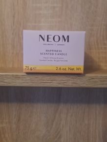 NEOM Happiness scented candle  75g
